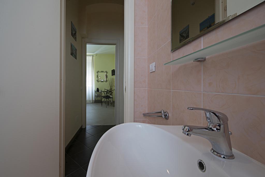 La Casa Di Gabriella Villa La Spezia Luaran gambar