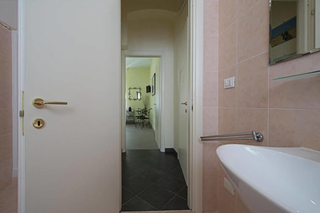 La Casa Di Gabriella Villa La Spezia Luaran gambar